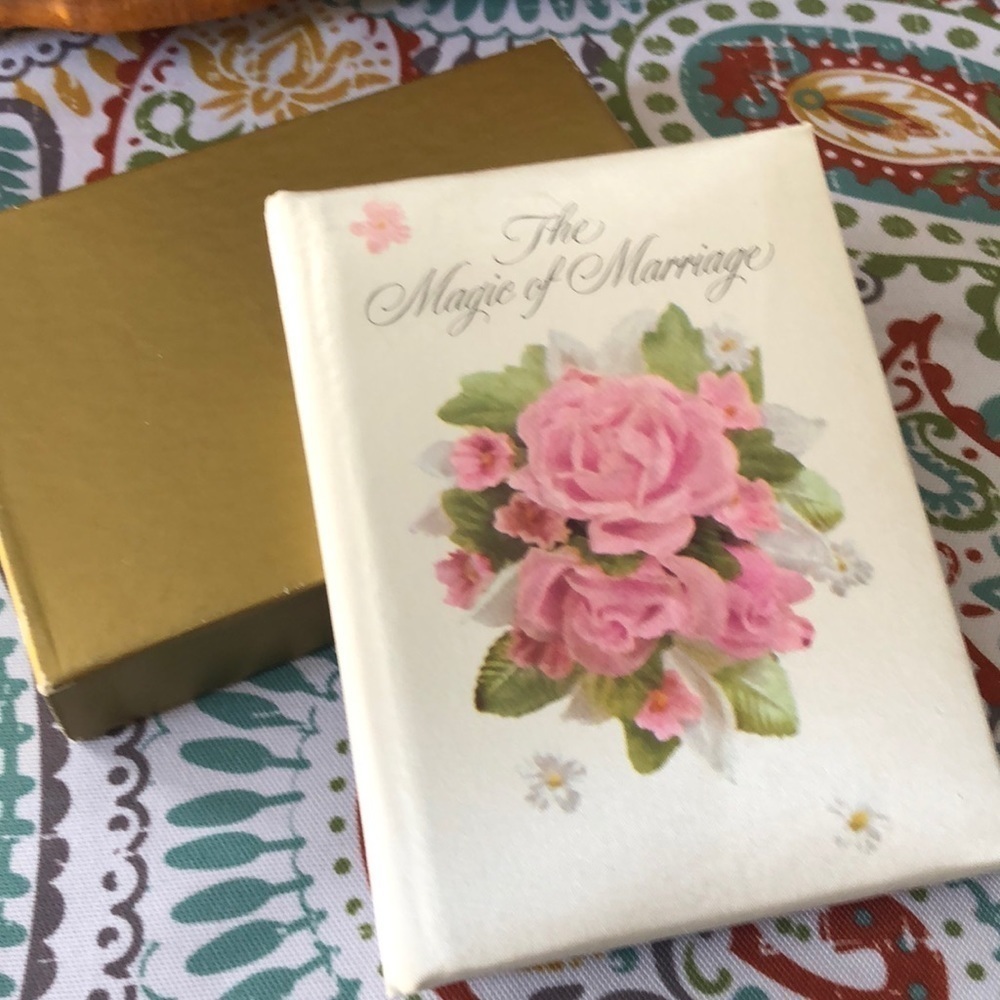 Vintage Hallmark Keepsake Treasure Marriage‎ Book
